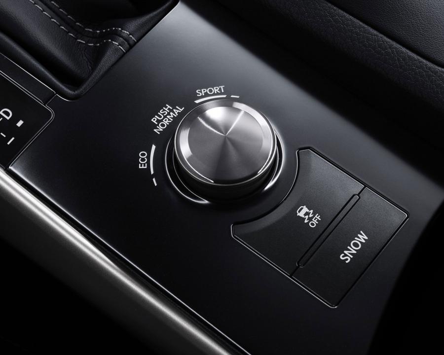  Lexus IS350 2013 года  (фото 4 из 33)